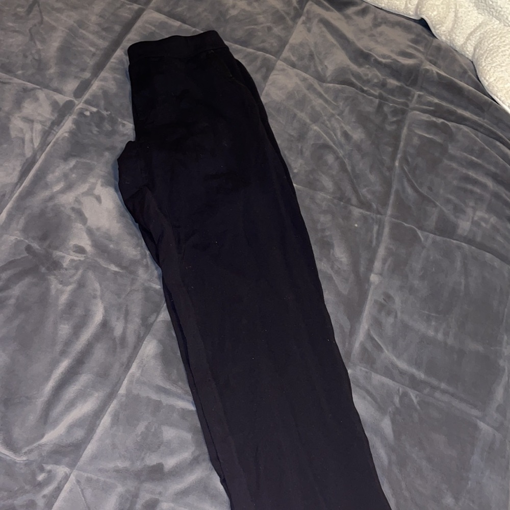 Lululemon pants - Picture 2 of 2